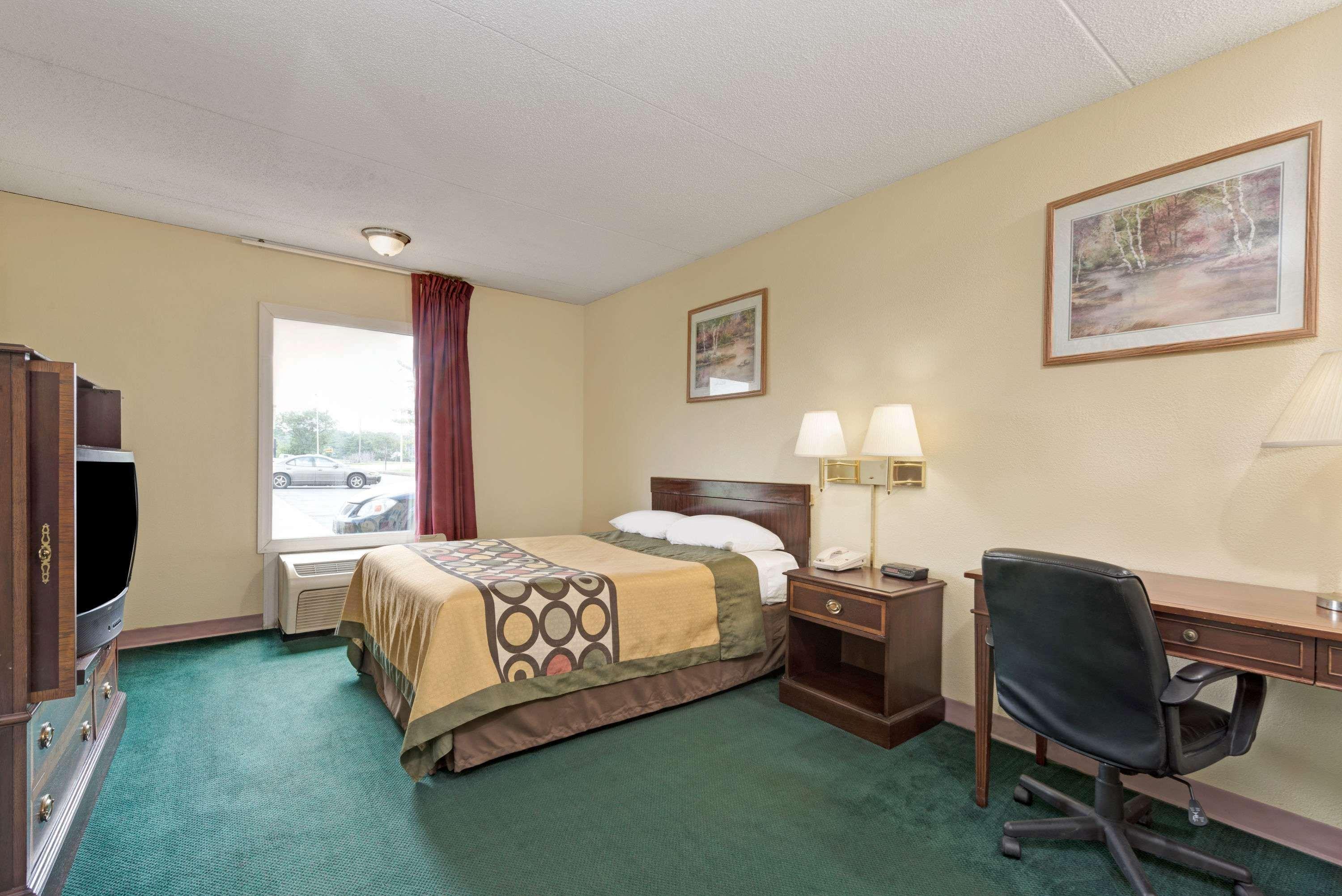 Motel Super 8 By Wyndham Indianapolis South Exterior foto